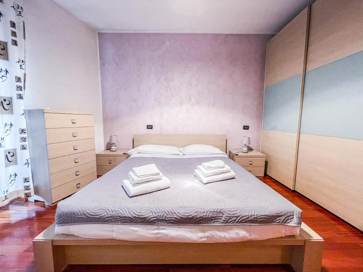 Myhouse Inn Racconigi - Affitti Brevi Italia Turín Exteriér fotografie